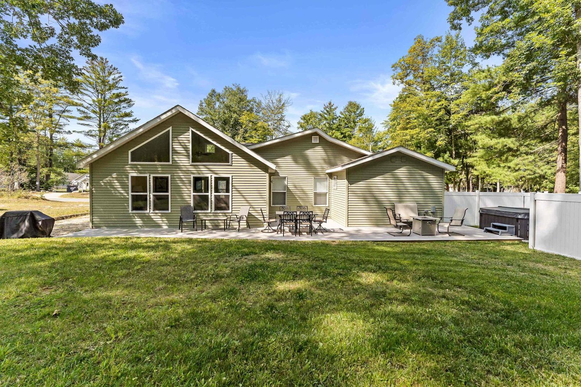 Dual Lakefront Home With Big Yard Hot Tub And Fire Pit Grand Junction Exterior foto